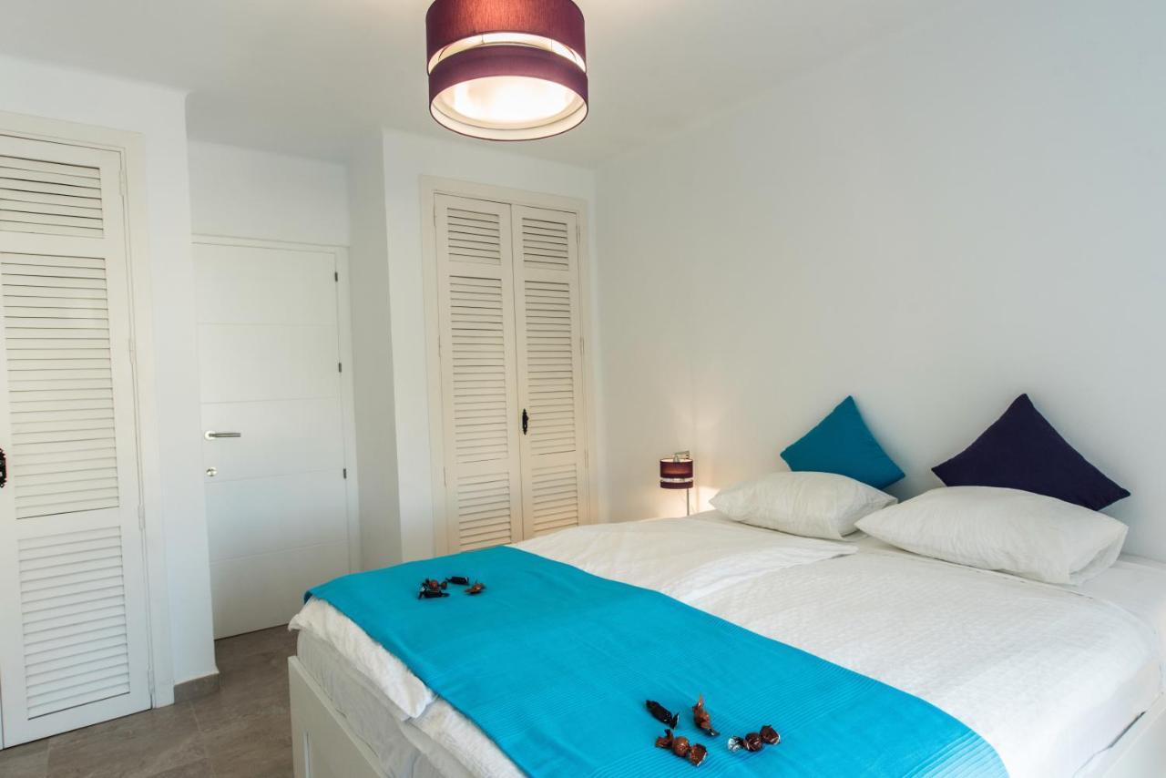 Luxurioese Und Grossraeumige Villa Mit Community Pool, Sicht Auf Das Mittelmeer Sowie Dem Mar Menor, La Manga Club Atamaría Kültér fotó