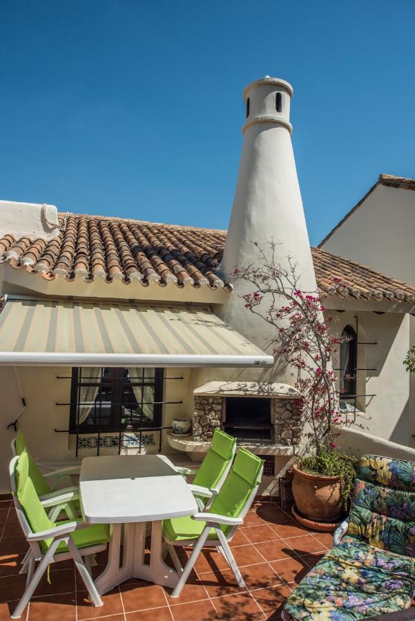 Luxurioese Und Grossraeumige Villa Mit Community Pool, Sicht Auf Das Mittelmeer Sowie Dem Mar Menor, La Manga Club Atamaría Kültér fotó