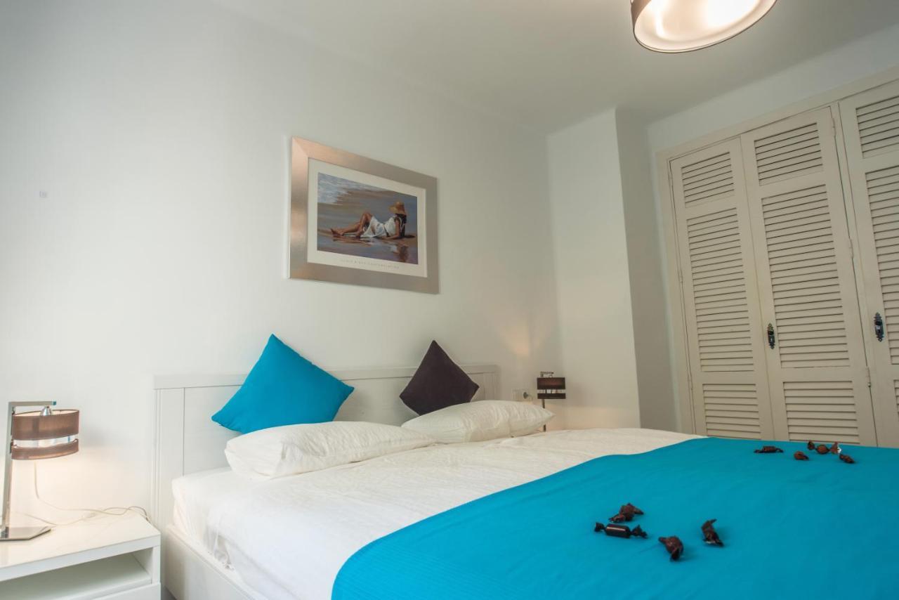 Luxurioese Und Grossraeumige Villa Mit Community Pool, Sicht Auf Das Mittelmeer Sowie Dem Mar Menor, La Manga Club Atamaría Kültér fotó